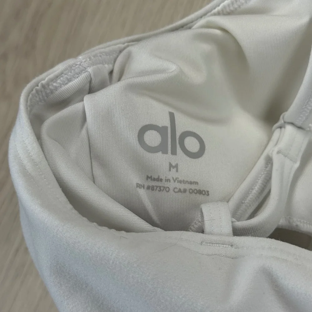 ALO Yoga alo yoga